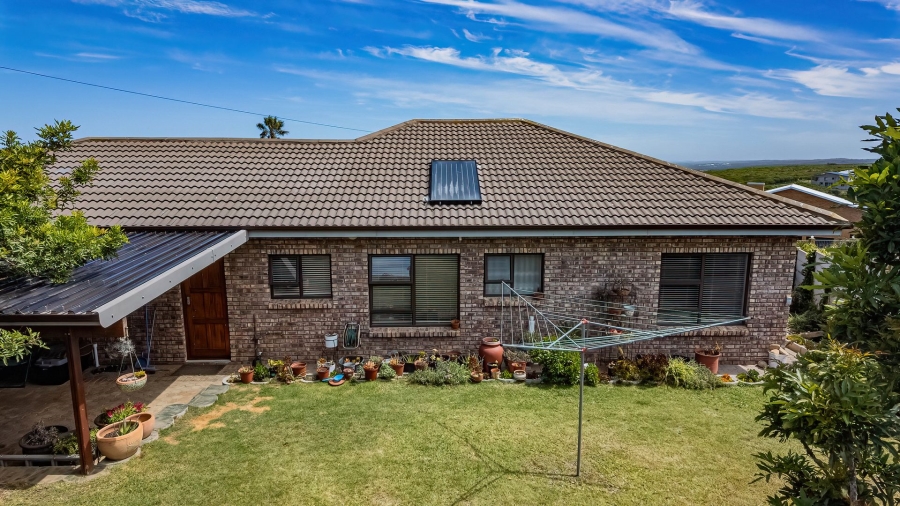 3 Bedroom Property for Sale in Dana Bay Western Cape